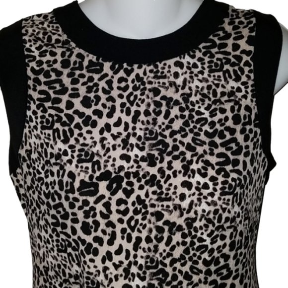 Vince Camuto Sleeveless Animal Print Top - Picture 3 of 9